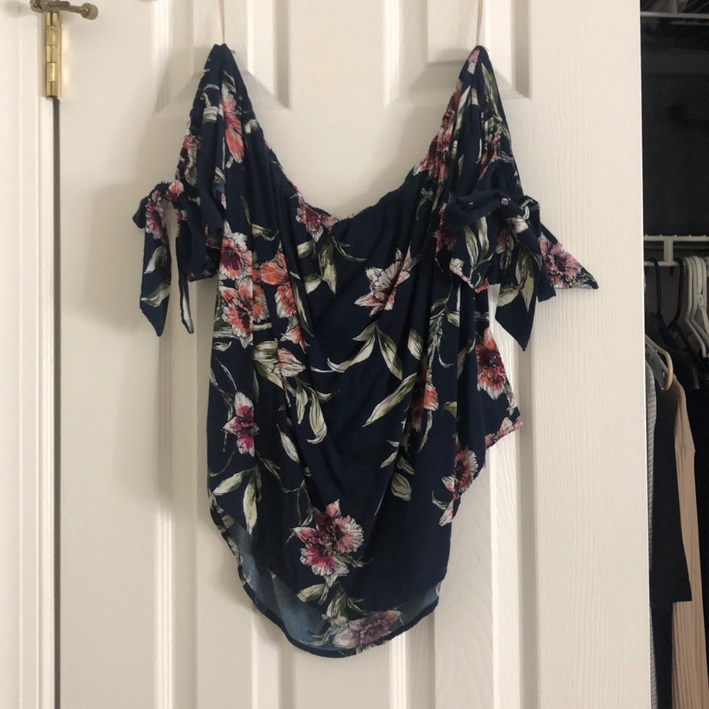 Off the should blue flower top